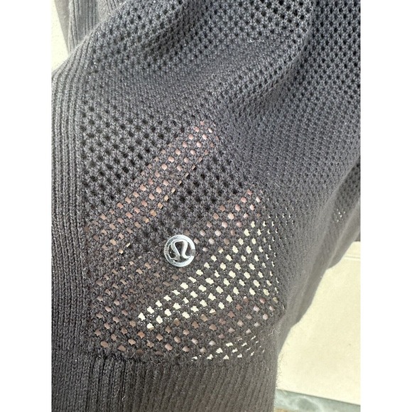 LULULEMON Women’s Well Being Black Cashmere Blend Perforated Back Sweater Sz 8 - Picture 8 of 14